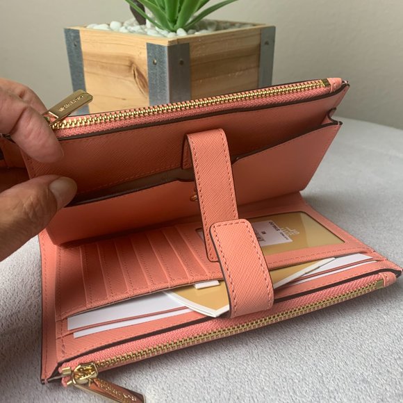 Michael Kors LG Double Zip Wristlet - Picture 4 of 6